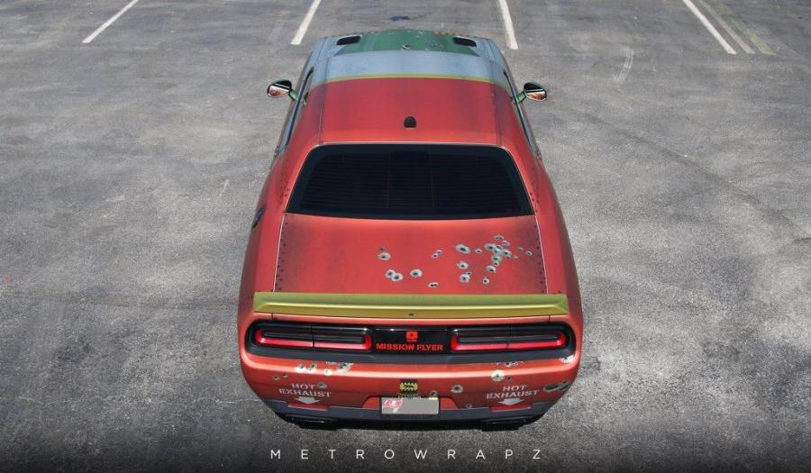  Dodge Challenger SRT Hellcat Bomber by MetroWrapz 2017 года  (фото 4 из 8)